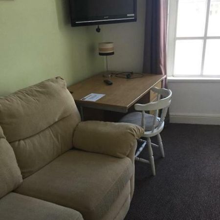 Gateway Lodge Cleckheaton Buitenkant foto